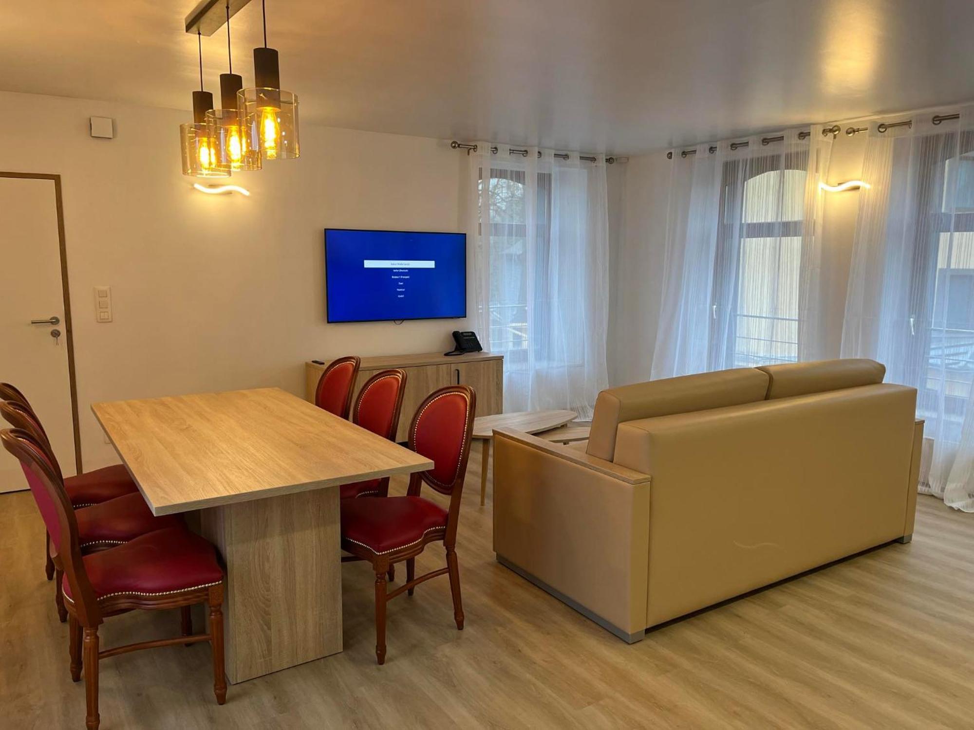 Residence De La Roseraie Флоранвіль Екстер'єр фото